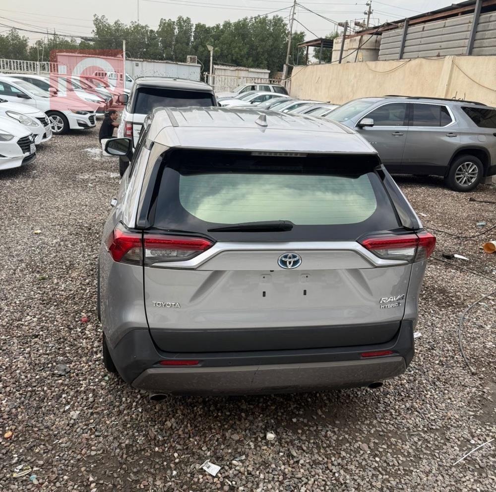 تويوتا راف 4